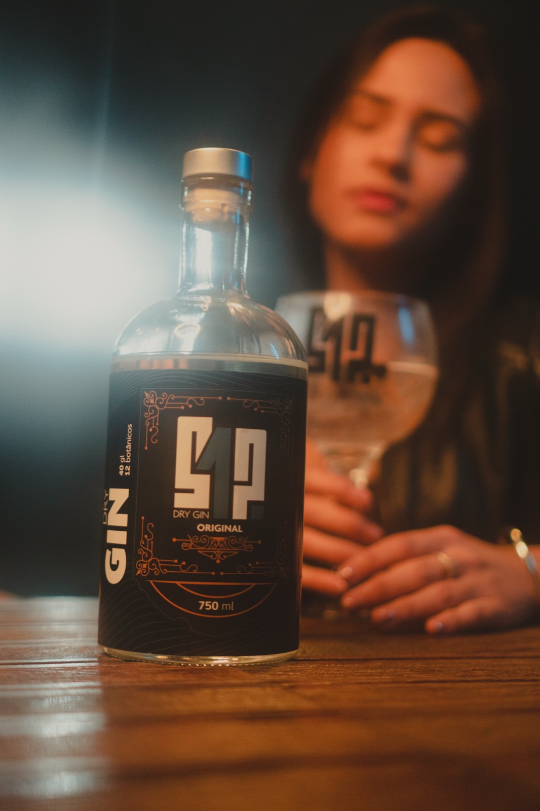 Brinde com Gin 512